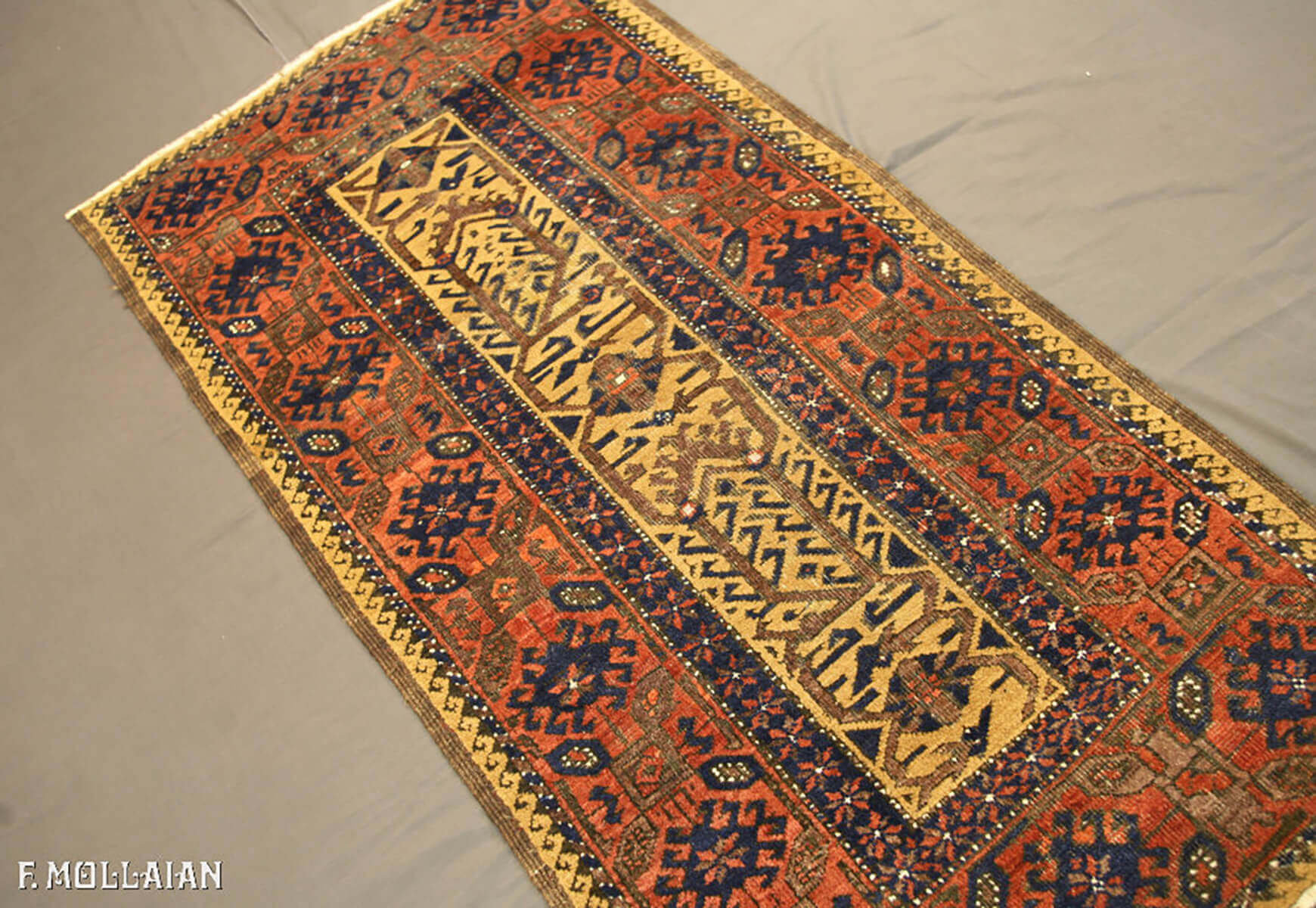 Tapis Persan Antique Baluch Mashad n°:55349288